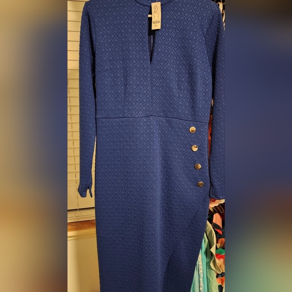 Winter dress - Picture 6 of 6